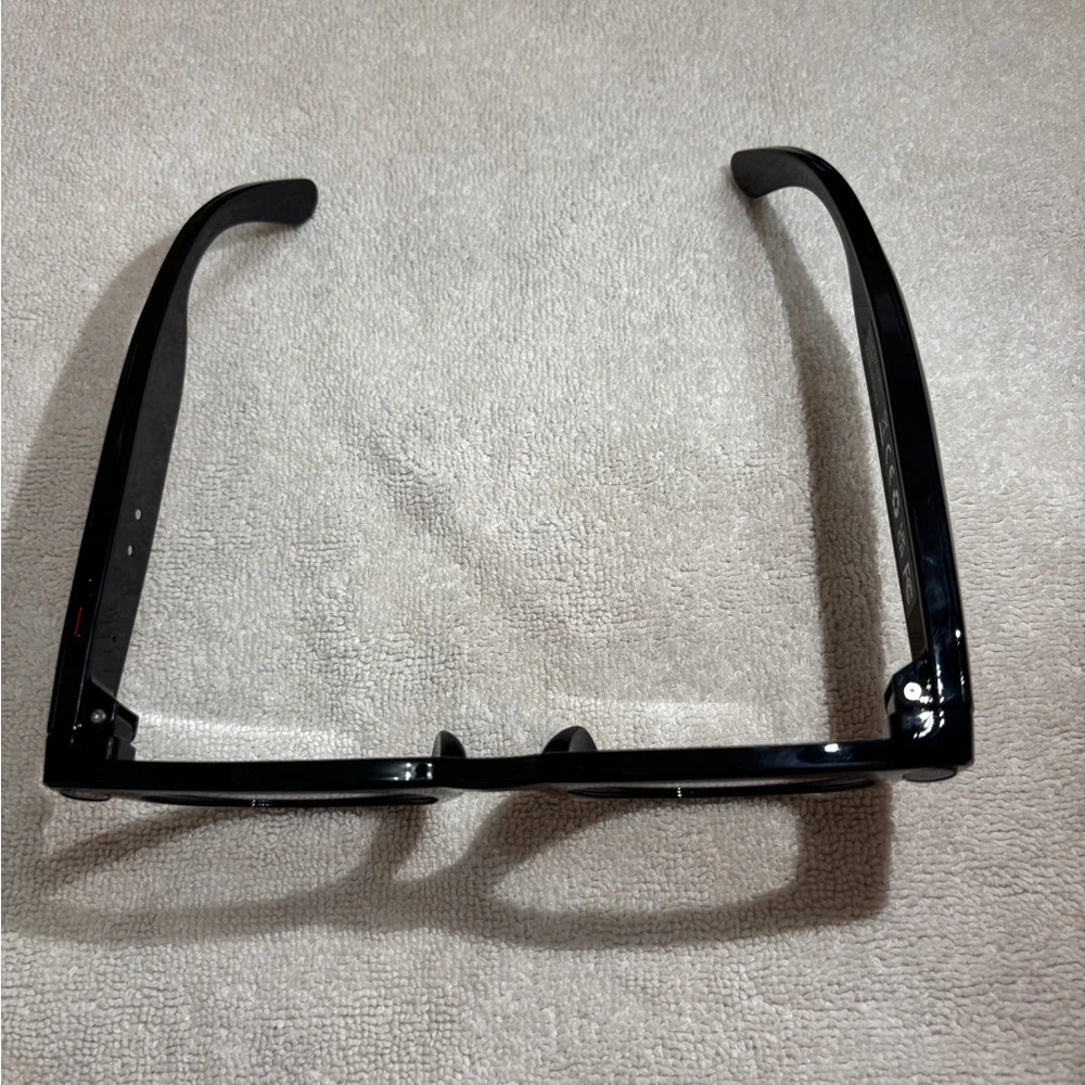 CY01 Smart Glasses - Sleek Black Design